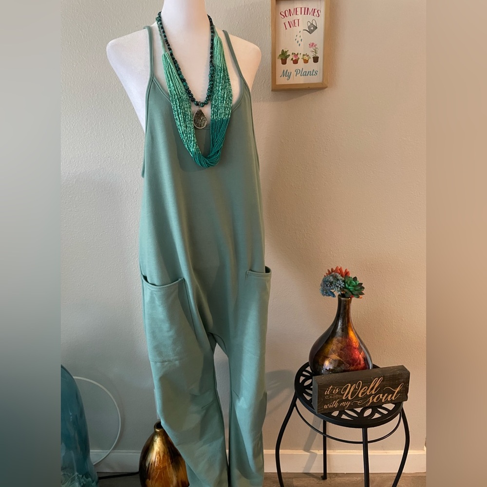 Unbranded Women’s  Teal Harem Oversize  Side Pockets Zipper Back Jumpsuit  -SZ S